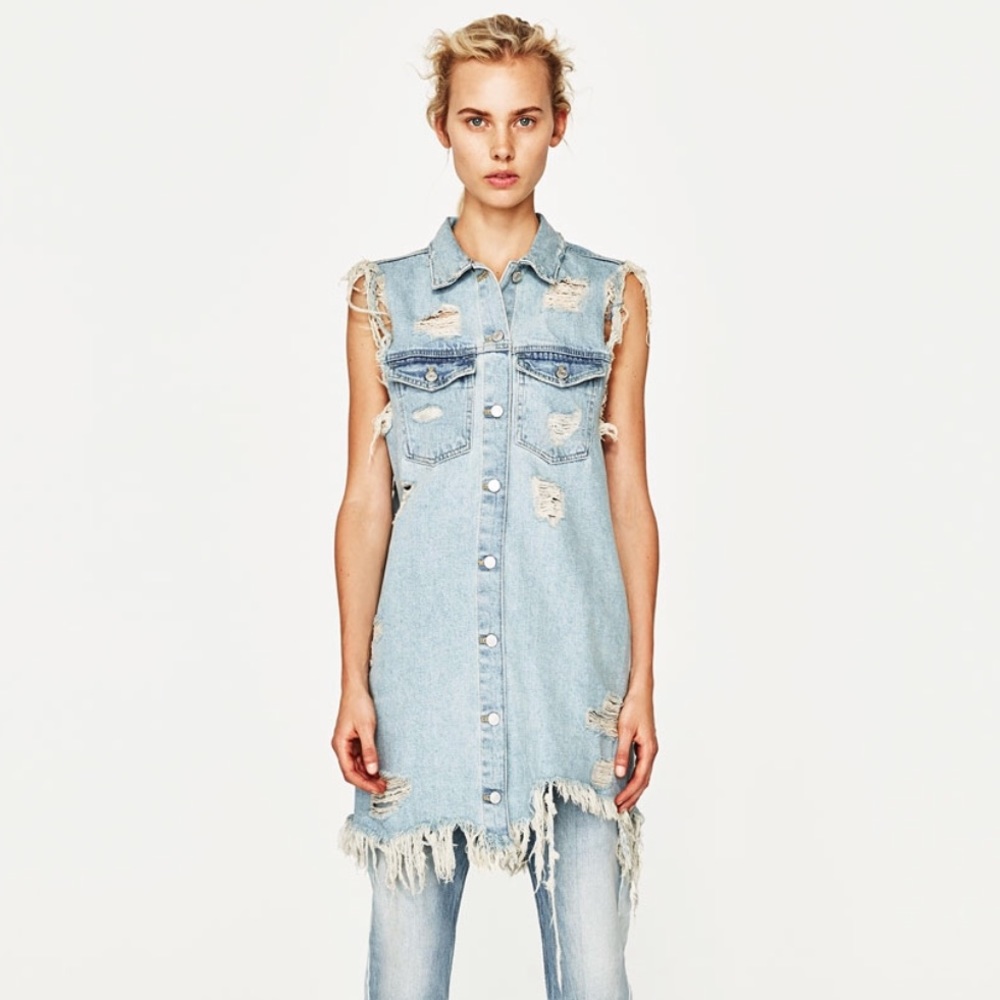 💋SOLD💋 Distressed Denim Zara Vest